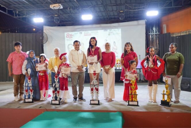 
 Foto Bersama, Icon Model Merah Putih 2026 Resmi Dibuka Wakil Wali Kota Jayapura. (Doc:gus7)  