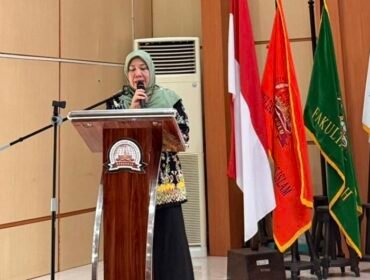 Ketua PA Tais Isi Kuliah Karir Fakultas Syariah, Dorong Mahasiswa Kenali Profesi di Pengadilan Agama. (Tw7)
