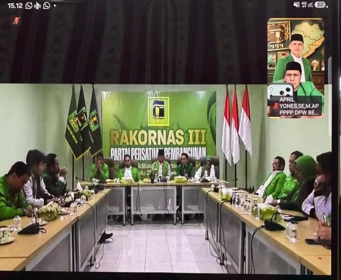 
 Ketua DPW PPP Provinsi Bengkulu, *April Yones, SE, M.AP hadir pada saat rapat zoom rakornas lll. (Tw9j